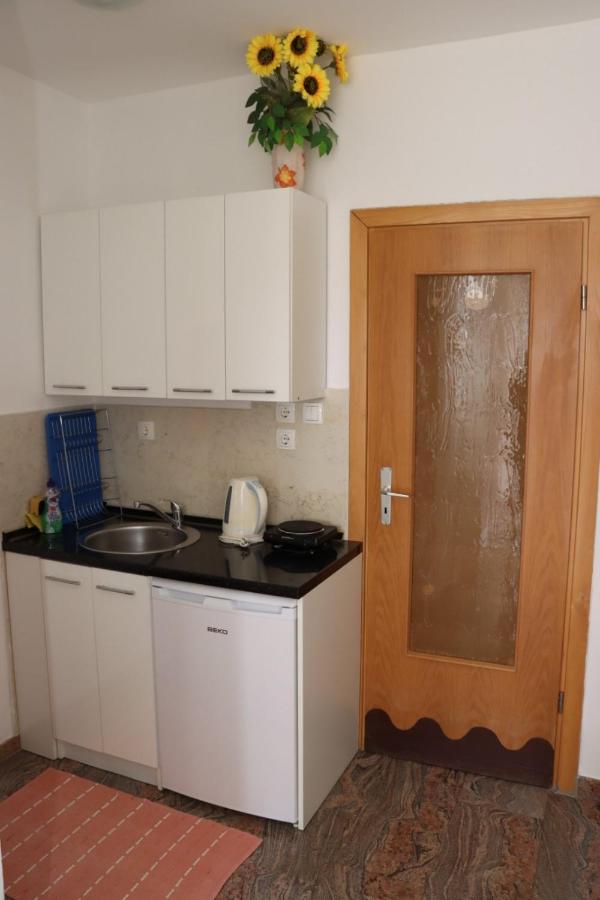Rooms & Apartment Jozic Prozor Esterno foto
