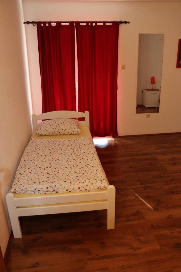 Rooms & Apartment Jozic Prozor Esterno foto