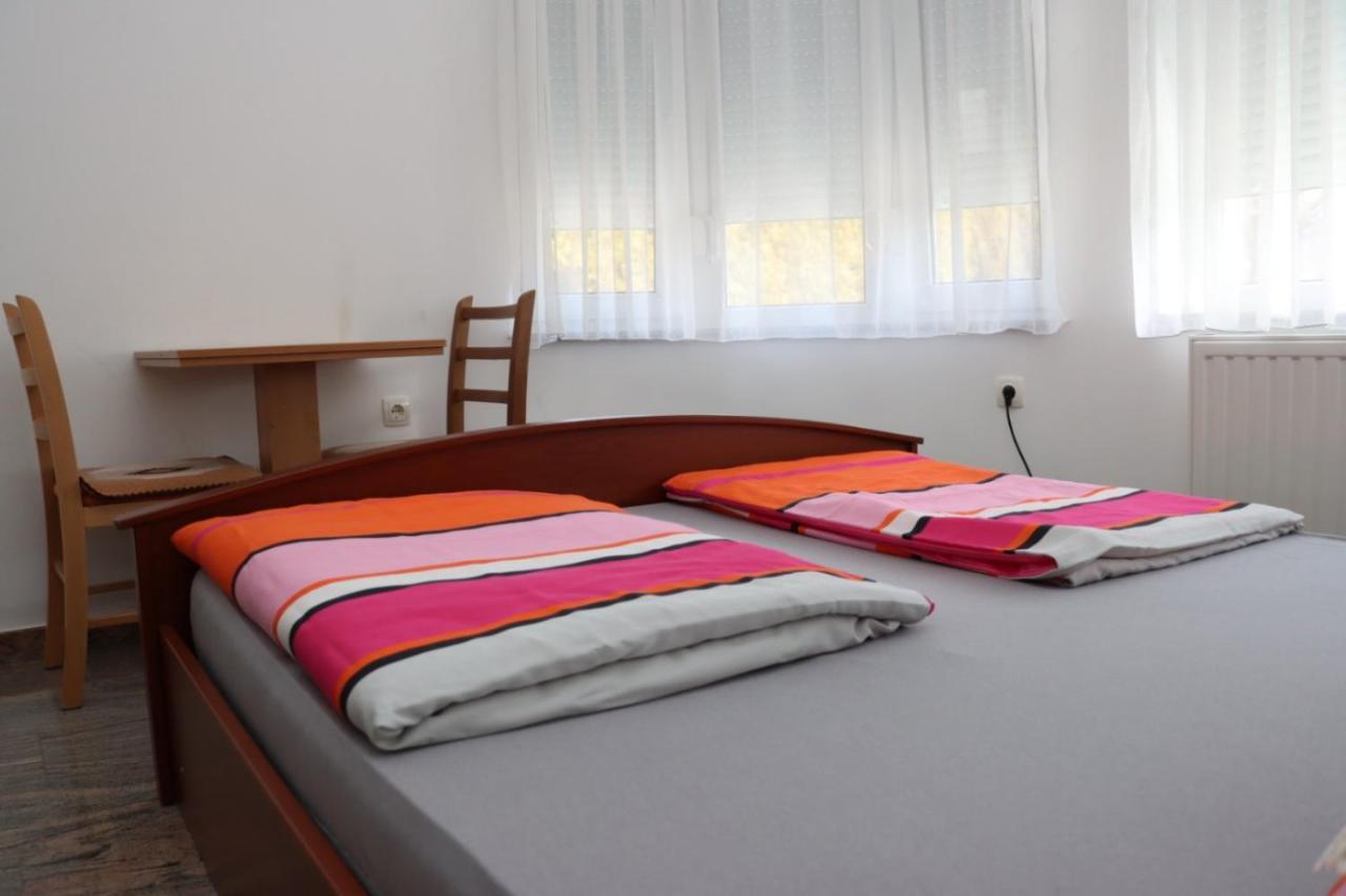 Rooms & Apartment Jozic Prozor Esterno foto