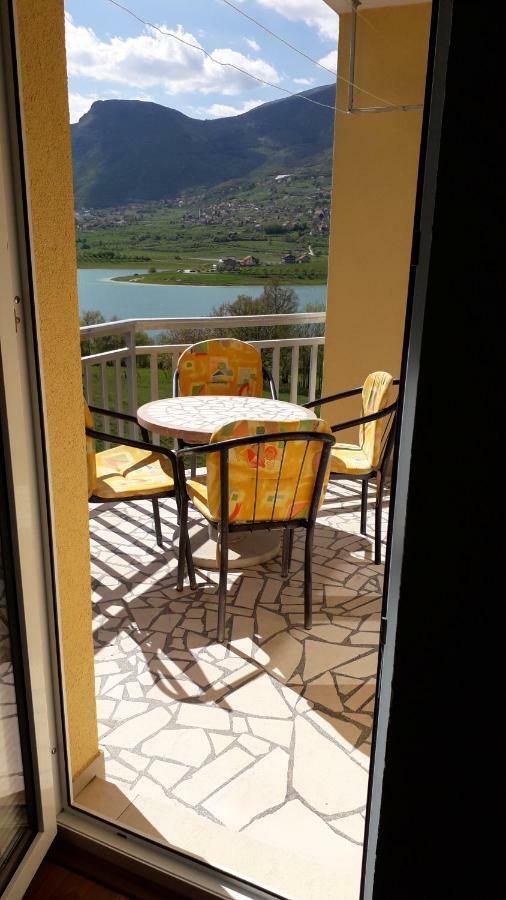 Rooms & Apartment Jozic Prozor Esterno foto